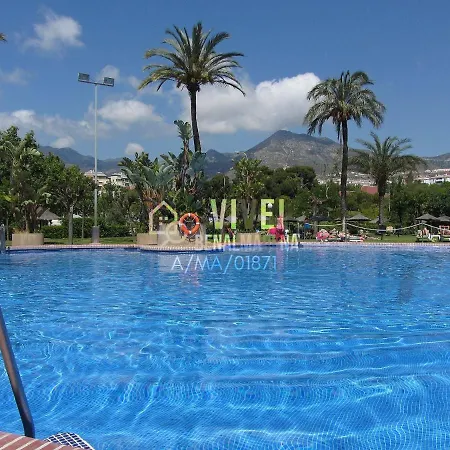 Benalbeach Large Terrace, Water Park Appartement *